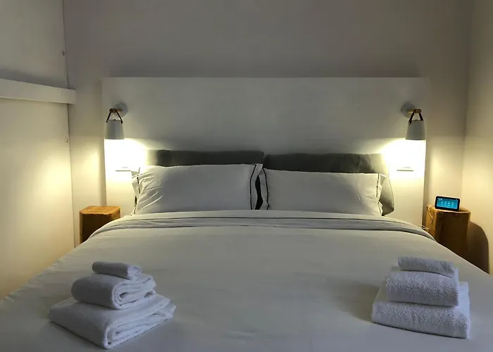 Art Apartments